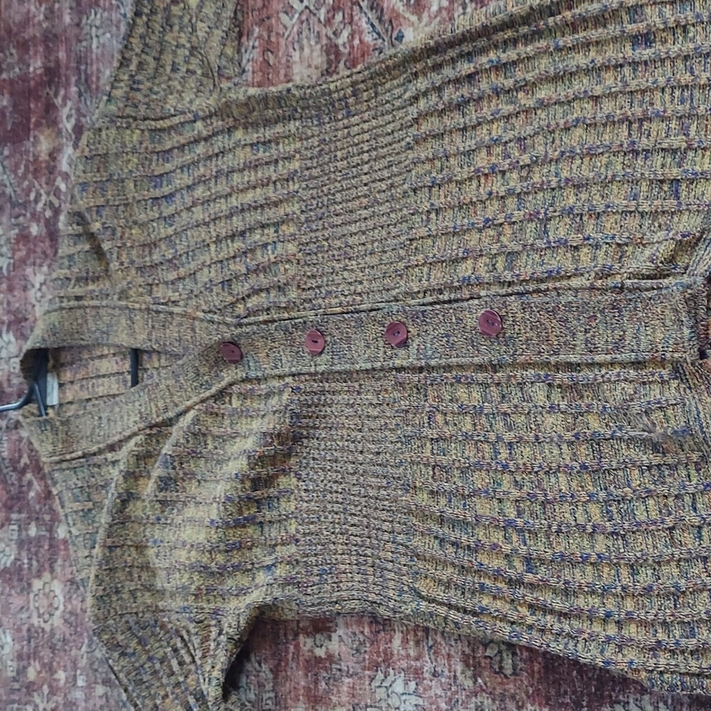 Beautiful Multicolor Sweater - Picture 8 of 9